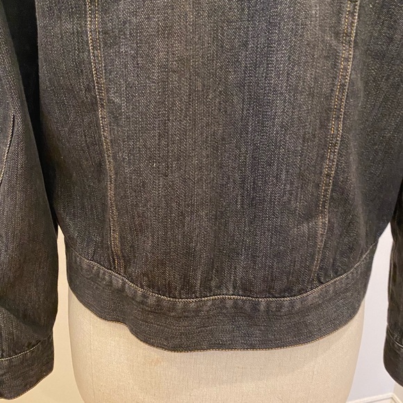 Jones New York Black Wash Denim Jean Jacket with Denim Flower Appliqué’s/Size M - Picture 8 of 14